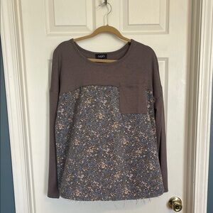 GGO Women's Floral Gray and Blue Sweatshirt